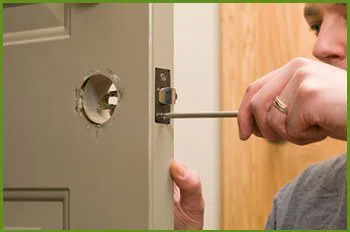 Neighborhood Locksmith Services Langhorne, PA 215-337-3198 - 13-lock-replace